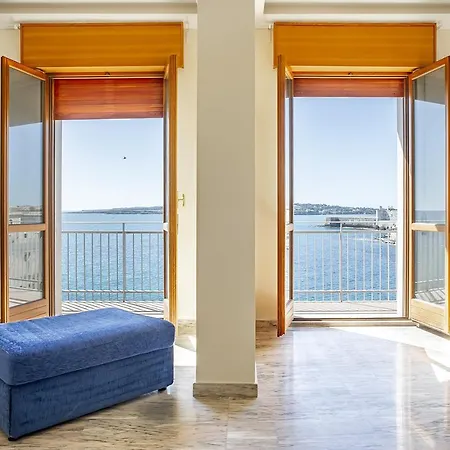 Apartament Ortigia Seafront By Wonderful Italy
